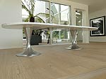 Table en composite  deux pieds